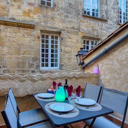 Chez Alice Appartement En Plein Centre Ville Sarlat-la-Canéda Exteriör bild