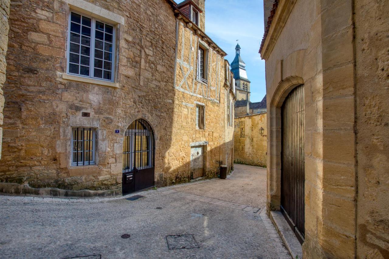 Chez Alice Appartement En Plein Centre Ville Sarlat-la-Canéda Exteriör bild